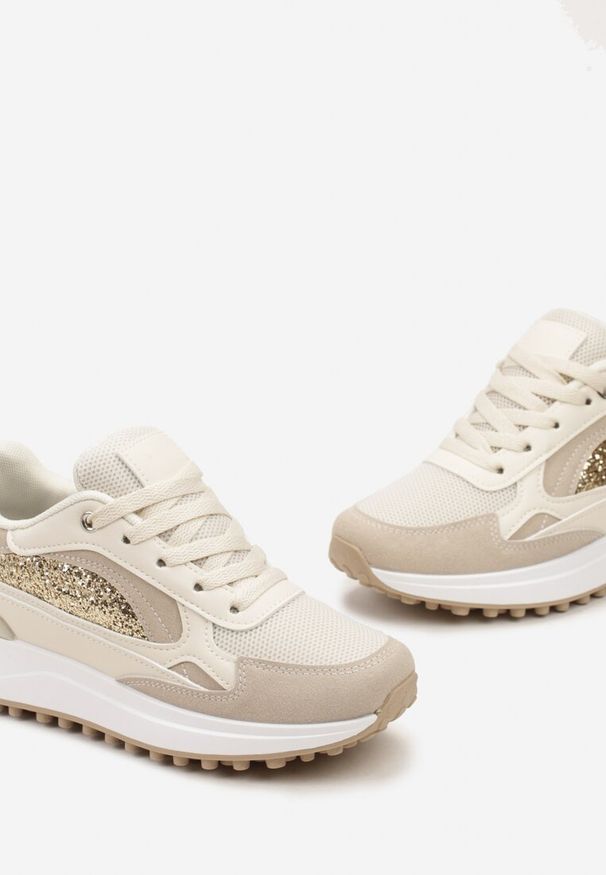 Born2be - Beżowe Sneakersy z Siateczkowym Noskiem i Cekinami Nalieva. Kolor: beżowy
