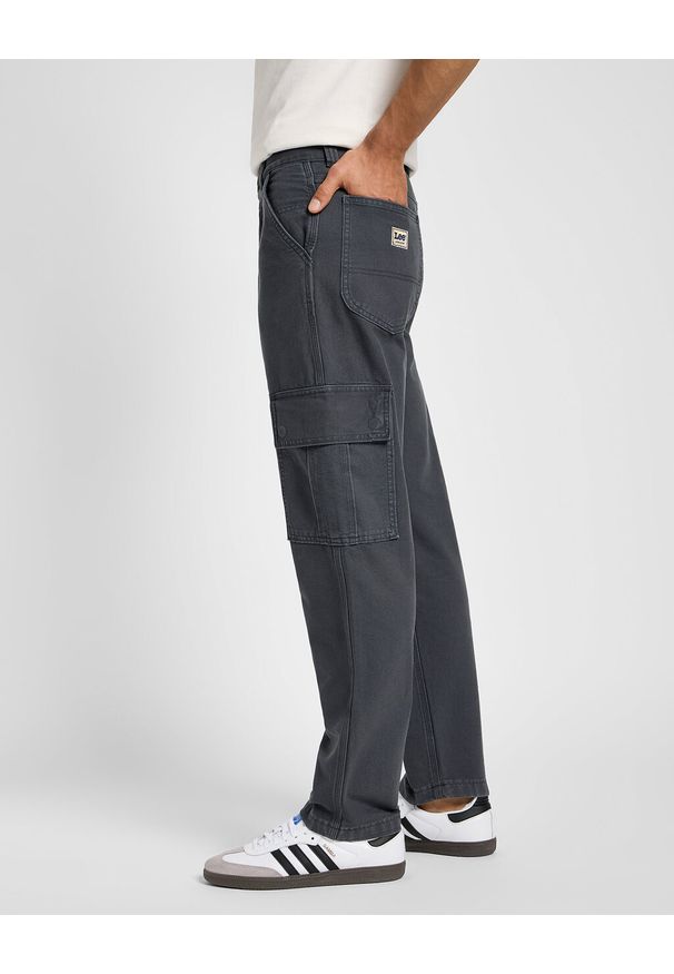 Lee - LEE MĘSKIE SPODNIE MATERIAŁOWE CARGO PANT DARK MUTED GRAY 112355783 L72K008531