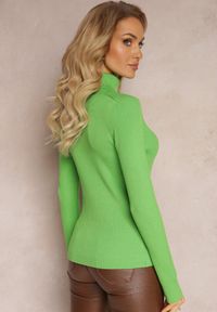 Renee - Zielony Golf z Prążkowanej dzianiny z Nitami Itagi. Typ kołnierza: golf. Kolor: zielony. Materiał: dzianina, prążkowany. Sezon: jesień, zima #5