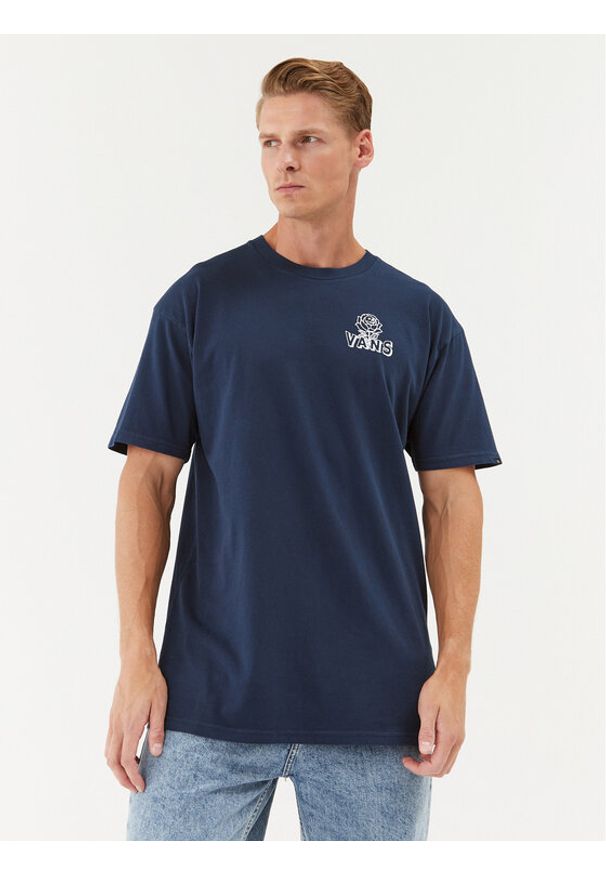 Vans T-Shirt Off The Wall Social Club Ss Tee VN0008S0 Niebieski Classic Fit. Kolor: niebieski. Materiał: bawełna