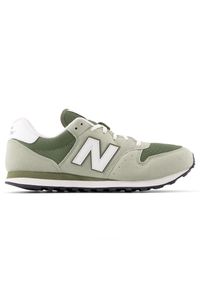 Buty unisex New Balance GM500RLS – zielone. Okazja: na co dzień. Kolor: zielony. Materiał: zamsz, guma. Szerokość cholewki: normalna #1