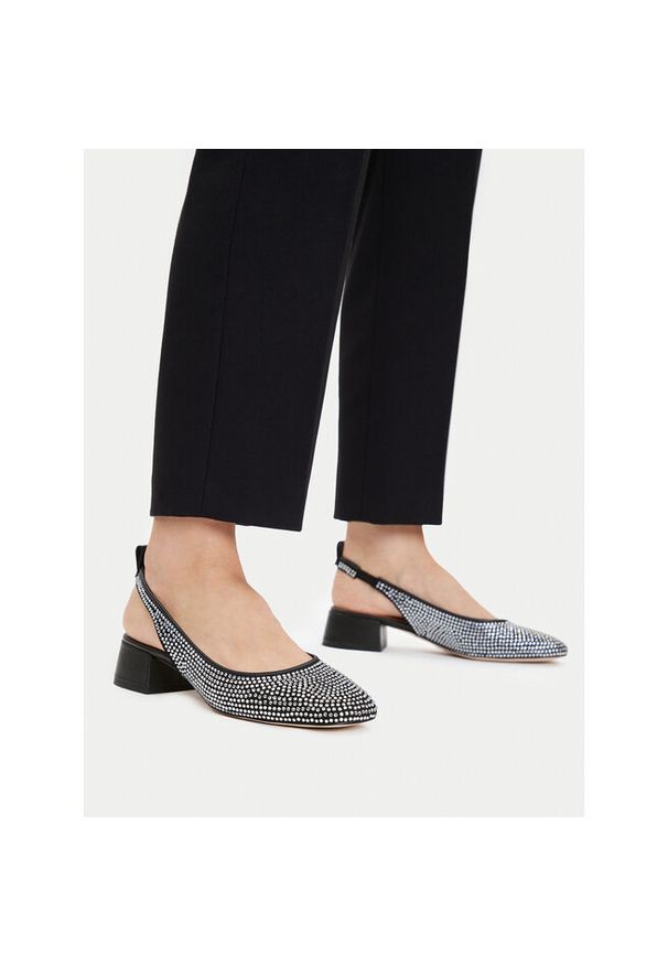 Czółenka Steve Madden. Kolor: czarny