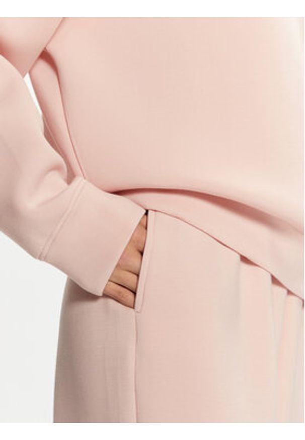 Guess Bluza V4BQ15 K7UW2 Różowy Regular Fit. Kolor: różowy. Materiał: wiskoza