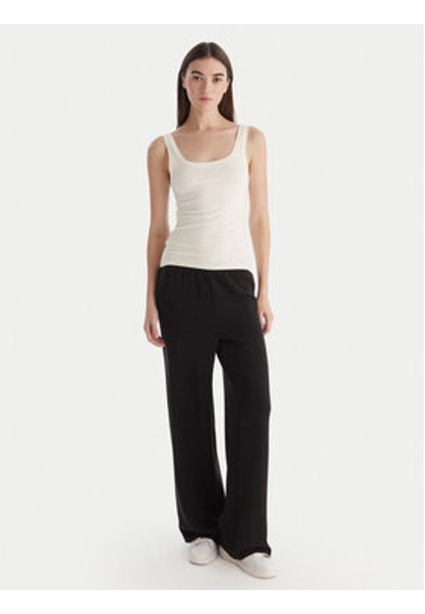 Hunkemöller Top Singlet 302723 Biały Slim Fit. Kolor: biały. Materiał: bawełna
