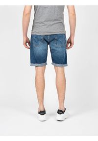 Pepe Jeans Szorty "Callen Reclaim" | PM800969 | Callen Short Reclaim | Mężczyzna | Niebieski. Okazja: na co dzień. Kolor: niebieski. Materiał: bawełna. Wzór: haft, aplikacja. Styl: casual