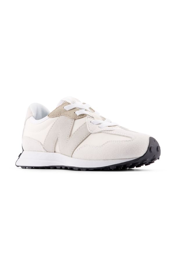 Buty dziecięce New Balance P3272TO – beżowe. Okazja: na co dzień. Kolor: beżowy. Materiał: zamsz, guma. Szerokość cholewki: normalna