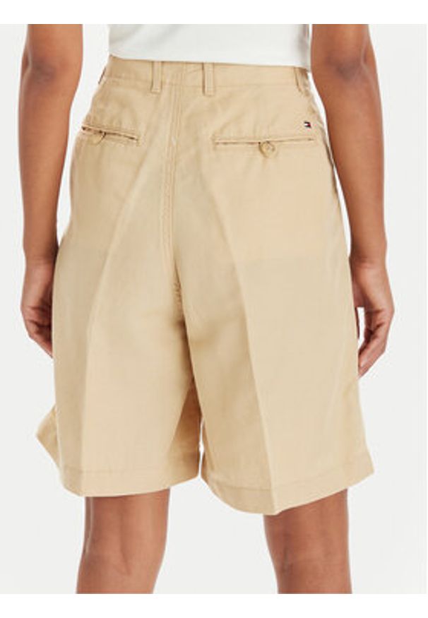 TOMMY HILFIGER - Tommy Hilfiger Bermudy WW0WW41771 Beżowy Relaxed Fit. Kolor: beżowy. Materiał: bawełna