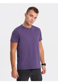 Ombre Clothing - Męski klasyczny bawełniany T-shirt BASIC - fioletowy V9 OM-TSBS-0146 - XXL. Kolor: fioletowy. Materiał: bawełna. Styl: klasyczny #2