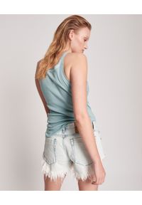ONETEASPOON - Jeansowe szorty Bonita Lowa Waist. Stan: obniżony. Kolor: biały. Materiał: jeans. Wzór: aplikacja. Styl: klasyczny #6