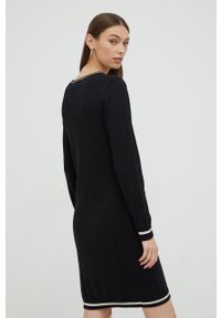 Liu Jo sukienka TF2052.MS75L kolor czarny mini prosta. Okazja: na co dzień. Kolor: czarny. Materiał: materiał, dzianina. Długość rękawa: długi rękaw. Wzór: aplikacja. Typ sukienki: proste. Styl: casual. Długość: mini #2