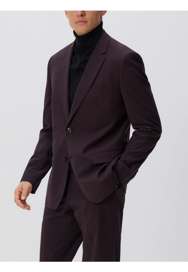 Reserved - Marynarka slim fit z domieszką wiskozy - mahoniowy. Kolor: brązowy. Materiał: wiskoza. Wzór: gładki