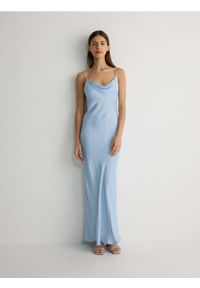 Reserved - Sukienka maxi z wiskozy - jasnoniebieski. Kolor: niebieski. Materiał: wiskoza. Typ sukienki: dopasowane. Długość: maxi