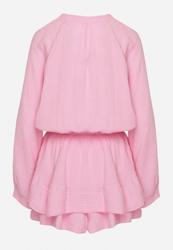 Born2be - Różowy Wiązany Bawełniany Kombinezon Boho z Falbankami i Wiązaniem Lalelia. Okazja: na imprezę, na co dzień. Kolor: różowy. Materiał: bawełna. Sezon: lato. Styl: boho