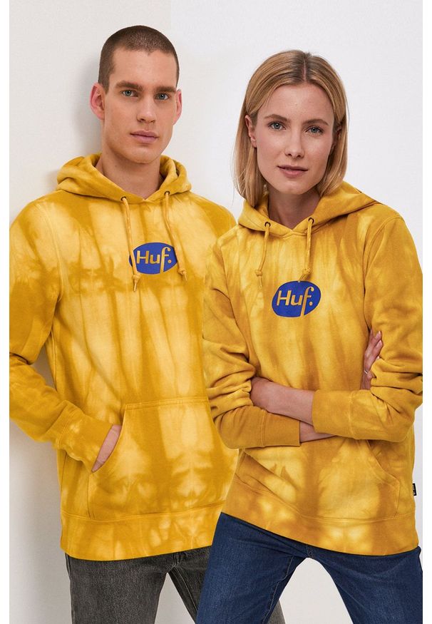 HUF Bluza kolor żółty z kapturem wzorzysta. Okazja: na co dzień. Typ kołnierza: kaptur. Kolor: żółty. Materiał: dzianina. Wzór: nadruk. Styl: casual