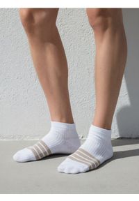 Sinsay - Prążkowane skarpetki stopki 5 pack - wielobarwny. Materiał: prążkowany