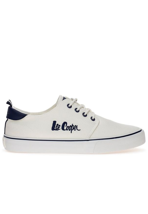 Buty Lee Cooper LCW-22-31-0855M - białe. Okazja: na co dzień. Kolor: biały. Materiał: guma. Szerokość cholewki: normalna