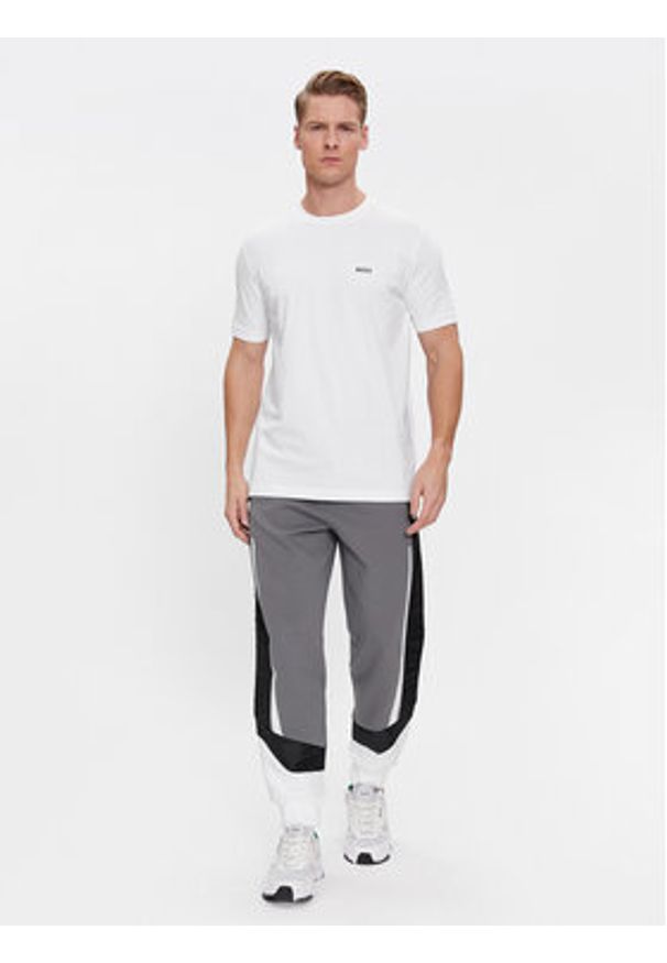 BOSS - Boss T-Shirt 50506373 Biały Regular Fit. Kolor: biały. Materiał: bawełna