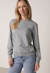 Born2be - Szara Bluza z Bawełną Ozdobiona Ściągaczami Hilani. Okazja: na spacer, na co dzień. Kolor: szary. Materiał: bawełna. Wzór: aplikacja. Styl: casual, elegancki, klasyczny #8