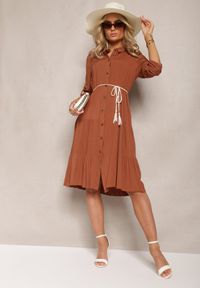 Renee - Brązowa Rozkloszowana Sukienka z Bawełny w Koszulowym Stylu Canidre. Kolor: brązowy. Materiał: bawełna. Typ sukienki: koszulowe