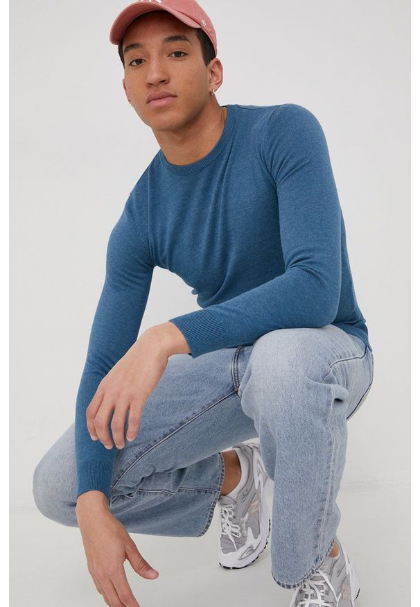 Tom Tailor sweter bawełniany męski lekki. Okazja: na co dzień. Kolor: niebieski. Materiał: bawełna. Długość rękawa: długi rękaw. Długość: długie. Styl: casual