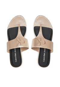 Calvin Klein Jeans Japonki Flat Sandal Slide Toepost Mg Met YW0YW01342 Różowy. Kolor: różowy. Materiał: skóra #6