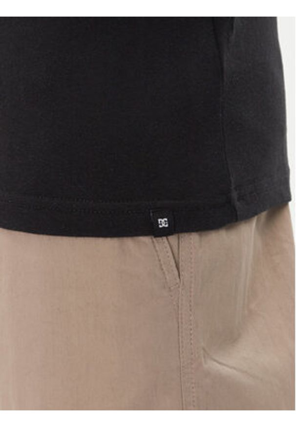 DC Shoes T-Shirt ADYZT05455 Czarny Heritage Fit. Kolor: czarny. Materiał: bawełna
