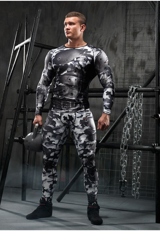 FJ! - Rashguard długi rękaw CAMO-Grey MEN. Materiał: materiał, elastan, dzianina, skóra, poliester. Długość rękawa: długi rękaw. Długość: długie. Wzór: nadruk. Sport: fitness