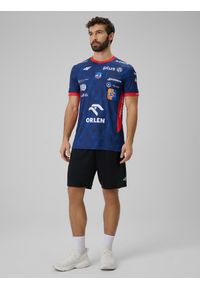 4f - 4F Koszulka meczowa replika wyjazdowa z sezonu 2025/26 męska 4F x ZAKSA Kędzierzyn-Koźle - granatowa M. Kolor: niebieski. Materiał: dzianina, materiał. Długość: długie. Wzór: nadruk. Styl: sportowy #2