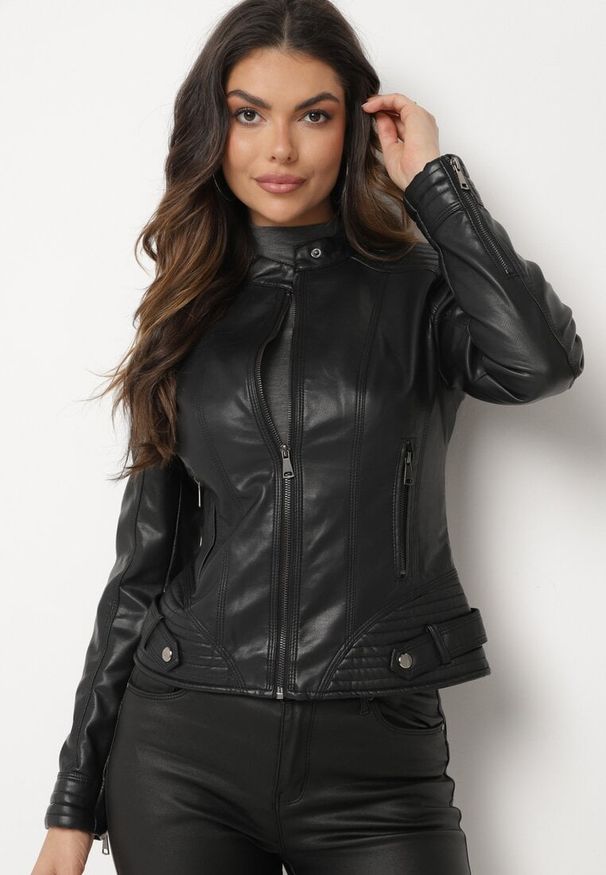 Born2be - Czarna Kurtka Ramoneska z Ozdobnymi Paskami na Napy Miriyana. Okazja: na co dzień. Kolor: czarny. Materiał: jeans. Wzór: paski. Styl: casual, rockowy, elegancki