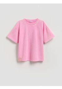 Reserved - T-shirt z efektem sprania - fioletowy. Kolor: fioletowy. Materiał: dzianina, bawełna