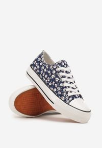 Born2be - Granatowe Trampki pod Kostkę w Kwiaty Nelorela. Okazja: na co dzień. Kolor: niebieski. Wzór: kwiaty. Styl: elegancki, casual #4