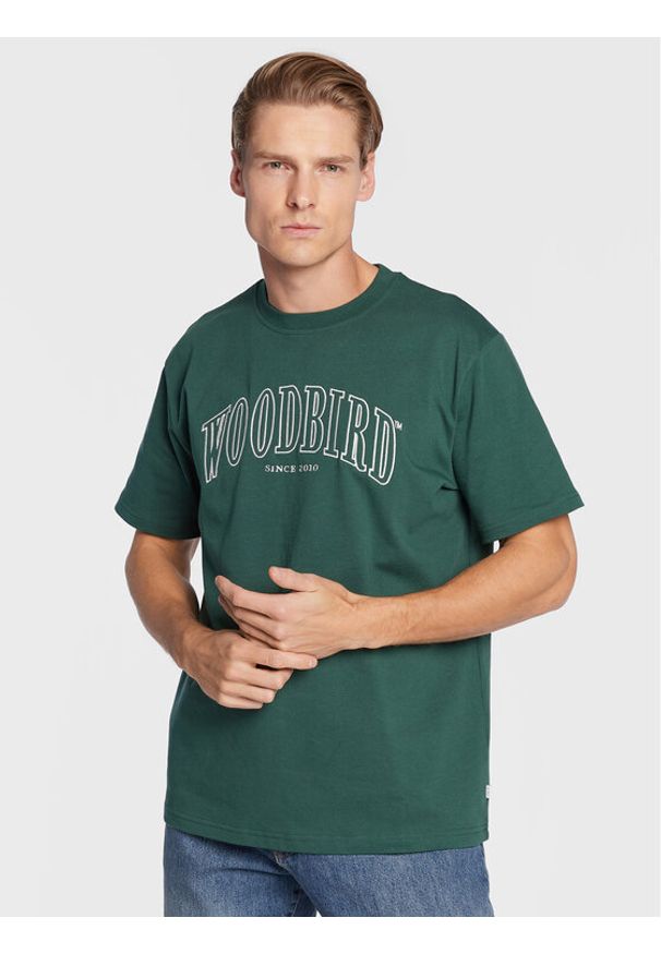 Woodbird T-Shirt Rics Cover 2246-402 Zielony Regular Fit. Kolor: zielony. Materiał: bawełna