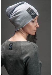 Hultaj Polski - Czapka Hultajka szara damska. Kolor: szary. Materiał: tkanina, dzianina, dresówka, bawełna, elastan. Sezon: zima. Styl: wizytowy, casual, elegancki