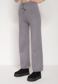 Born2be - Szary Komplet z Dzianiny z Wełną Spodnie Kardigan i Kamizelka na Guziki Meviseffa. Kolor: szary. Materiał: wełna, dzianina #6