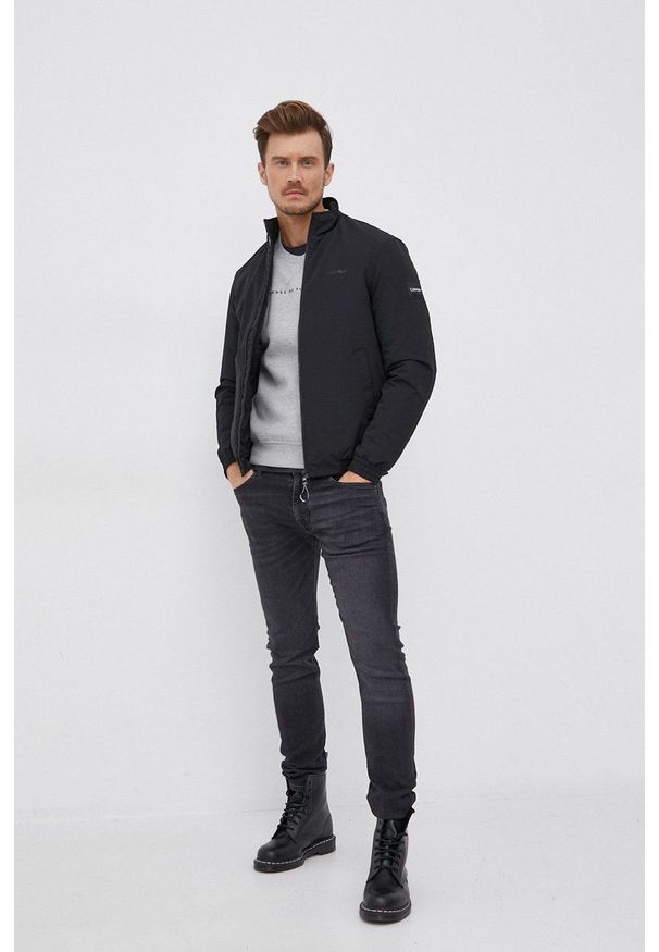 s.Oliver - Bluza męska kolor szary gładka. Okazja: na co dzień. Kolor: szary. Materiał: dzianina, włókno. Wzór: gładki. Styl: casual