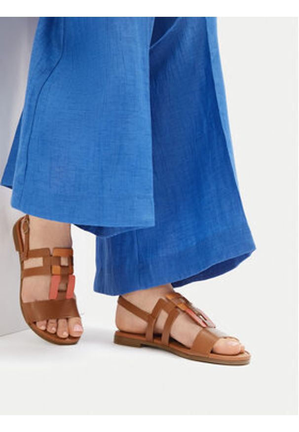 Lasocki Sandały RST-ARENA-83 Brązowy. Kolor: brązowy. Materiał: skóra