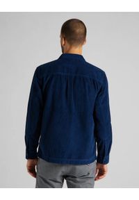 Lee - LEE LOCO PATCH OVERSHIRT RELAXED FIT MĘSKA KOSZULA SZTRUKSOWA WASHED BLUE L68KTQLR. Materiał: sztruks #6