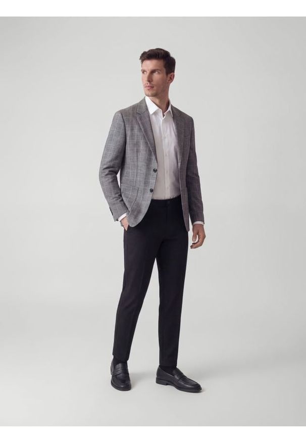 Reserved - Marynarka slim fit w kratę - ciemnoszary. Kolor: szary. Materiał: wiskoza, tkanina