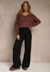 Renee - Czarne Spodnie Wide Leg z Dzianiny z Dodatkiem Wełny i Wiskozy Tiesania. Okazja: na co dzień. Stan: podwyższony. Kolor: czarny. Materiał: dzianina, wełna, wiskoza. Styl: casual #3