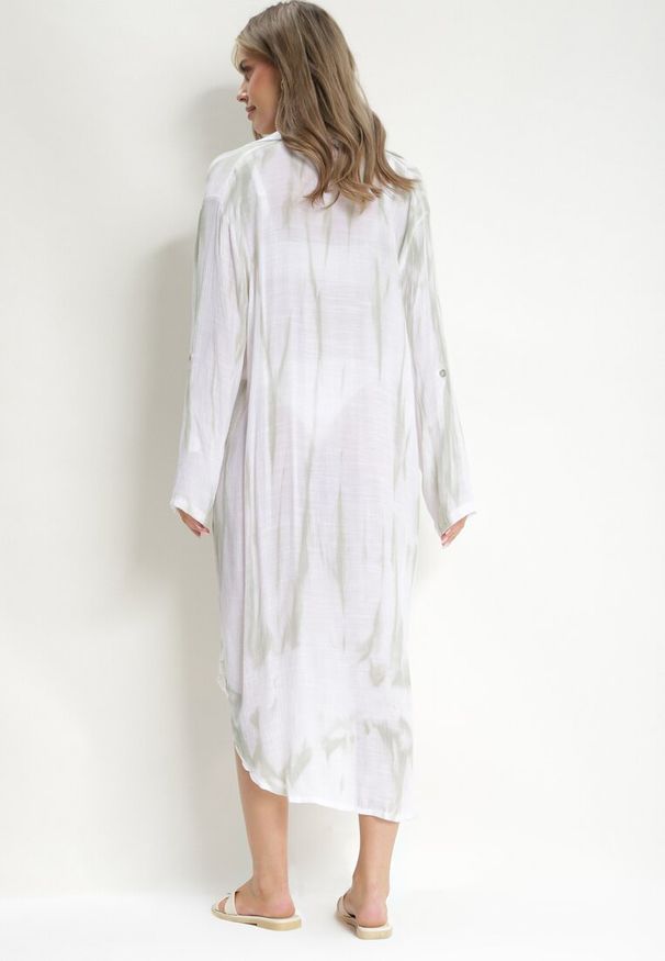 Born2be - Jasnozielona Sukienka Oversize o Koszulowym Fasonie Rarosa. Typ kołnierza: dekolt w serek. Kolor: zielony. Materiał: skóra. Typ sukienki: koszulowe, oversize. Styl: elegancki