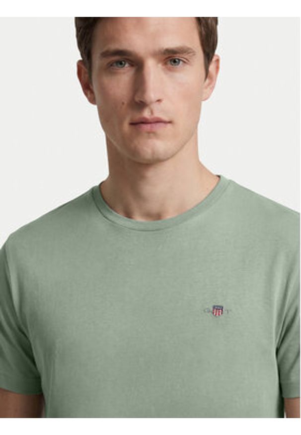 GANT - Gant T-Shirt Shield 2003184 Zielony jasny Regular Fit. Kolor: zielony. Materiał: bawełna
