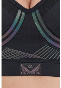 Calvin Klein Performance Biustonosz sportowy kolor czarny wzorzysty. Kolor: czarny. Rodzaj stanika: odpinane ramiączka #3