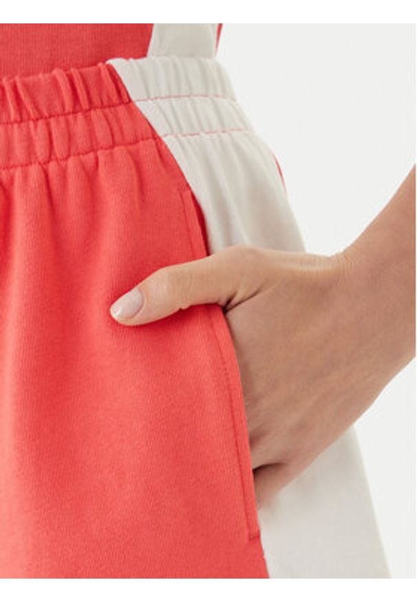 Calvin Klein Swimwear Szorty materiałowe LV00Q61153 Różowy Regular Fit. Kolor: różowy. Materiał: bawełna