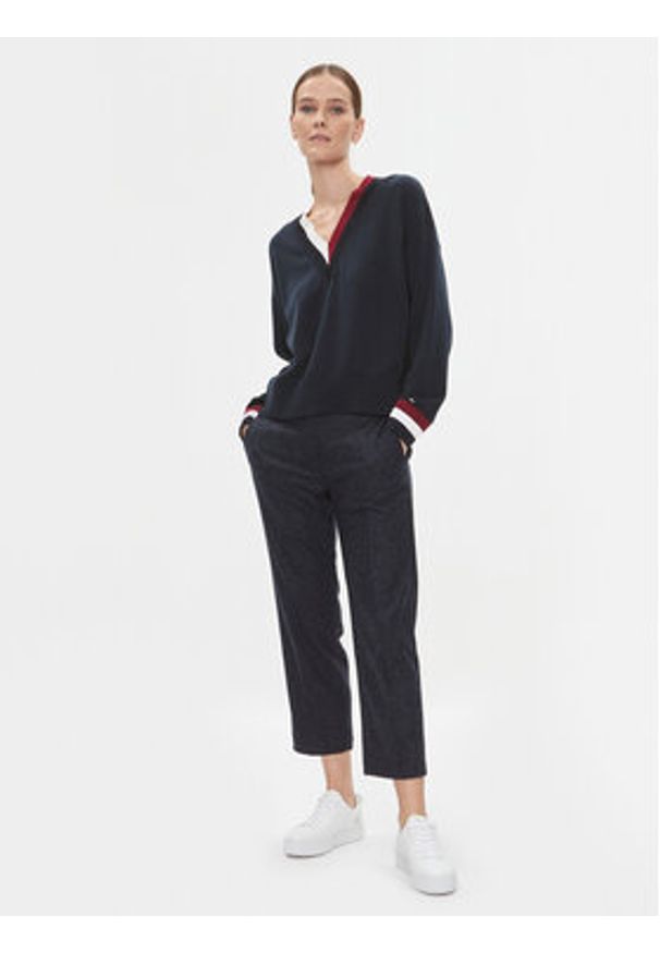 TOMMY HILFIGER - Tommy Hilfiger Chinosy Neppy WW0WW41179 Granatowy Slim Fit. Kolor: niebieski. Materiał: syntetyk