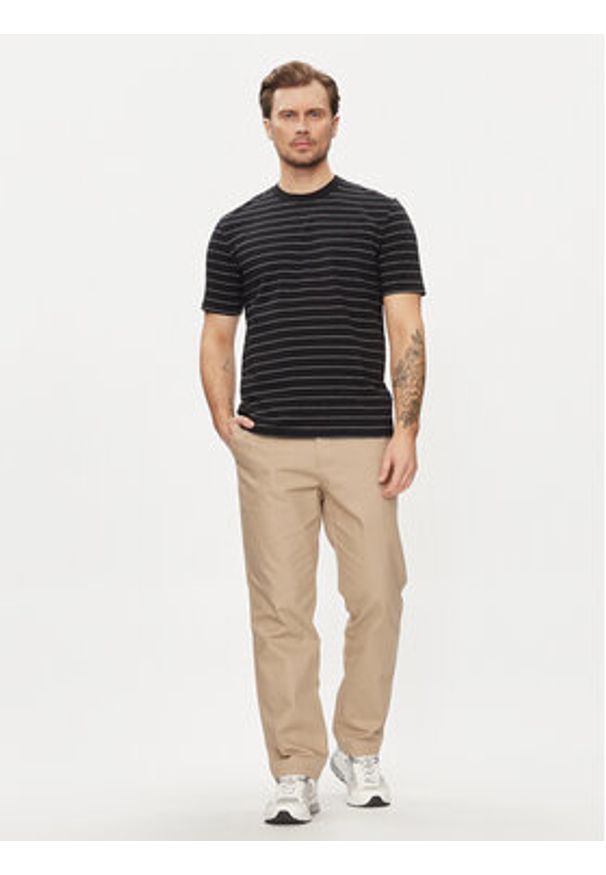 Sisley T-Shirt 3QPBS103C Czarny Regular Fit. Kolor: czarny. Materiał: bawełna