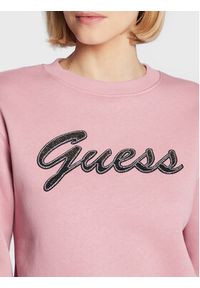 Guess Bluza W3RQ10 K9Z21 Różowy Relaxed Fit. Kolor: różowy. Materiał: bawełna, syntetyk