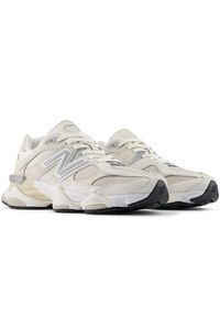 Buty unisex New Balance U9060WHT – beżowe. Kolor: beżowy. Materiał: zamsz, skóra, materiał, syntetyk, guma. Szerokość cholewki: normalna. Sport: turystyka piesza #4