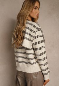 Renee - Beżowy Kardigan z Dodatkiem Wełny Zdobiony Wzorem w Paski i Narzutką Fedira. Okazja: na co dzień. Kolor: beżowy. Materiał: wełna. Długość: krótkie. Wzór: paski, aplikacja. Styl: casual, klasyczny #4