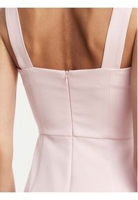 ACCESS FASHION Sukienka koktajlowa 63-3428-135 Różowy jasny Regular Fit. Kolor: różowy. Materiał: syntetyk. Styl: wizytowy #4