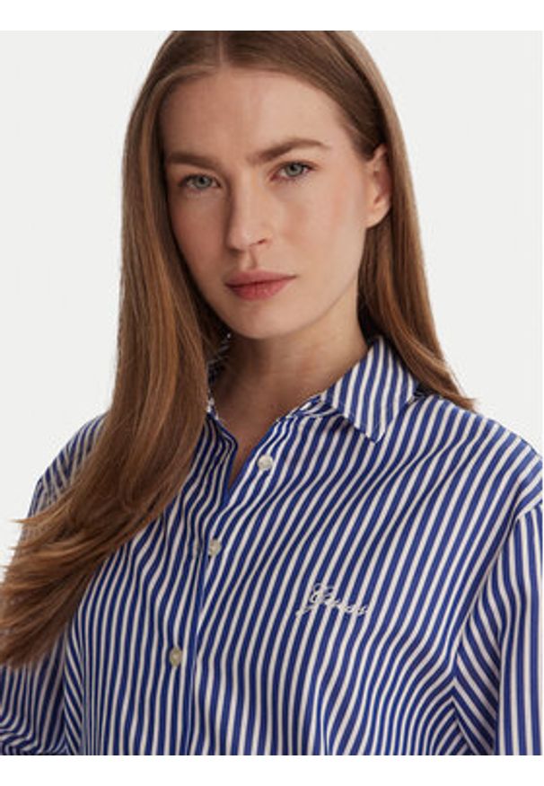 Guess Koszula W6GH39 W1849 Niebieski Relaxed Fit. Kolor: niebieski. Materiał: bawełna